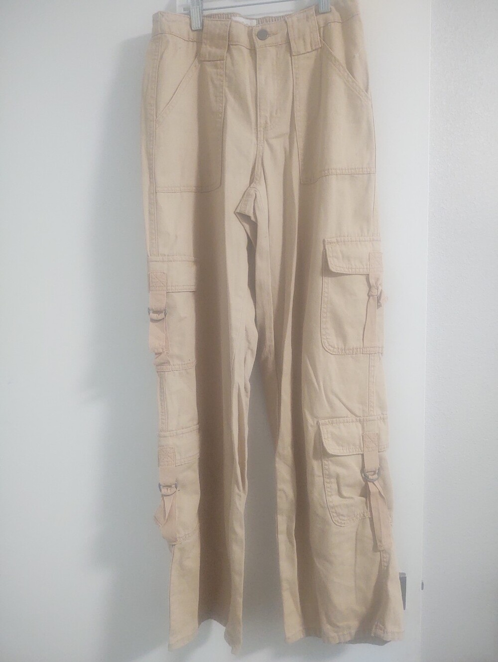 Love & Fire Girl's Juniors Beige Cargo Pants